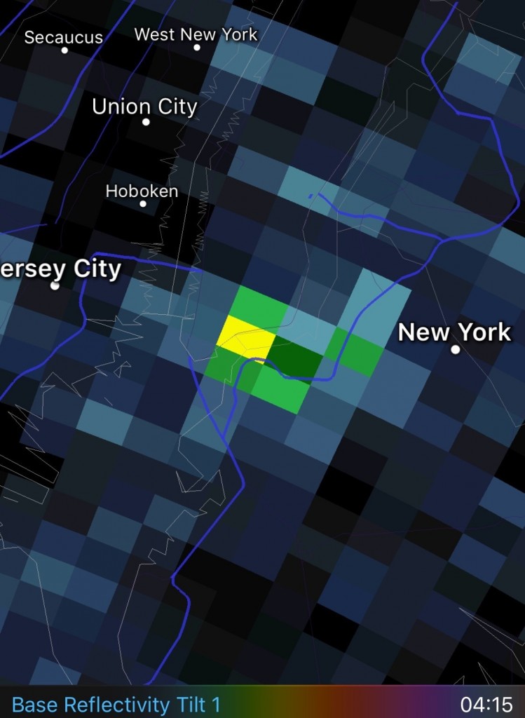 Radar map shows a high density of birds (indicated by green and yellow areas) over the Tribute in Light at 4:15 a.m., just before we asked the lights be turned off at 4:20 a.m.