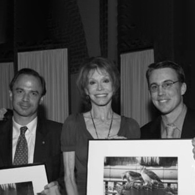 NYC Parks Commissioner Adrian Benepe, actress Mary Tyler Moore, and NYC Bird Alliance Executive Director E. J. McAdams are honored for their efforts on behalf of Pale Male and Lola at the NYC Bird Alliance Fall Roost, in 2005. Photo: Geraldine de Haugoubart