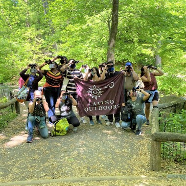 Bilingual Birding with Latino Outdoors NYC. Photo: Latino Outdoors NYC 