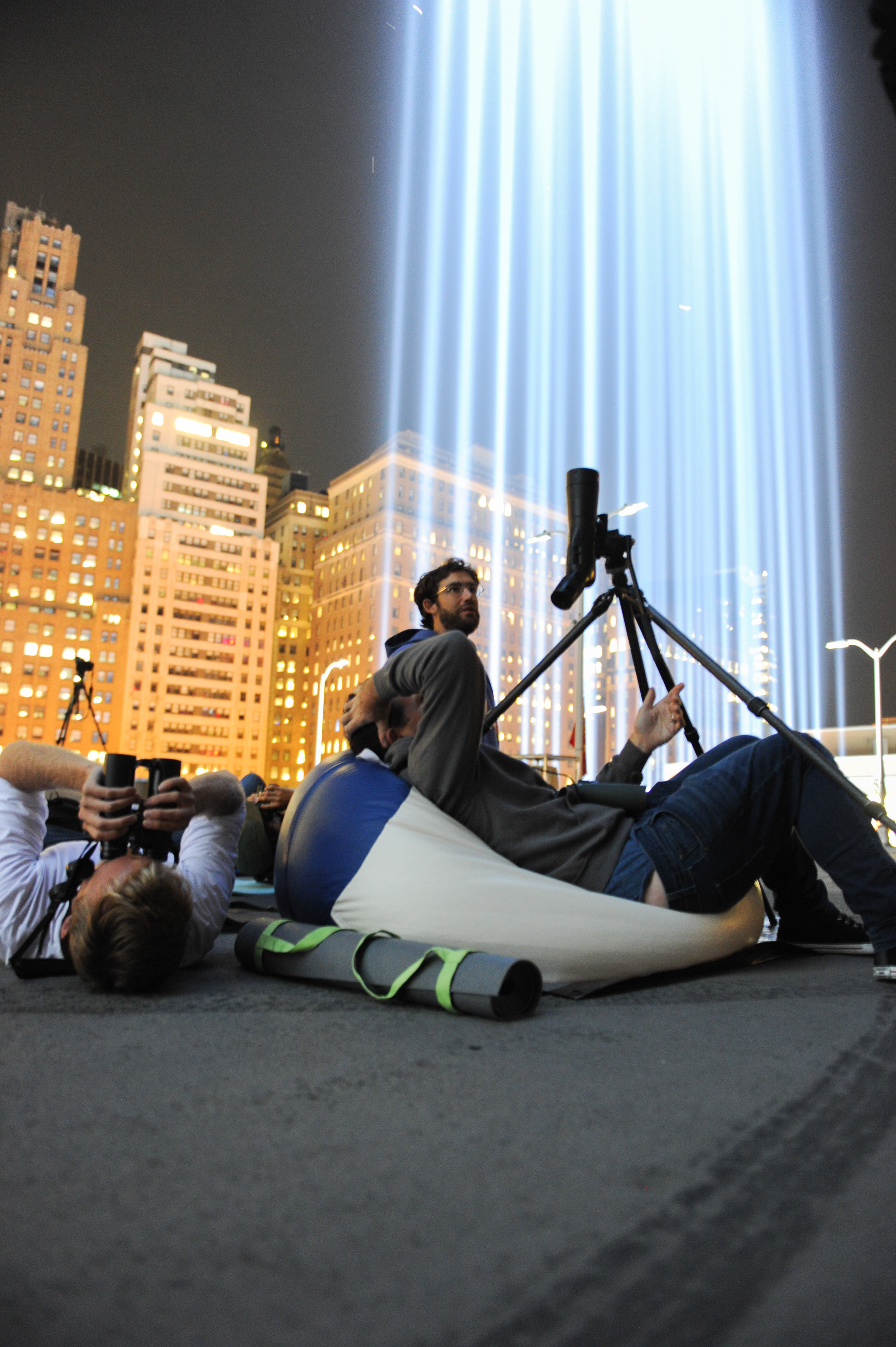 NYC Bird Alliance volunteers monitor the Tribute in Light each year for birds stuck circling in the Tribute’s powerful beams. Photo: NYC Bird Alliance