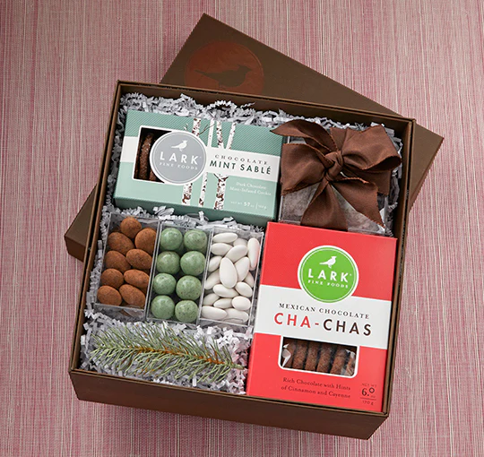 Lark Fine Foods Grande Holiday Sampler